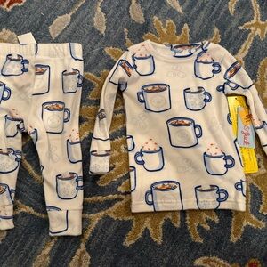 Cat & Jack White and Blue Mug Print Pajama Set